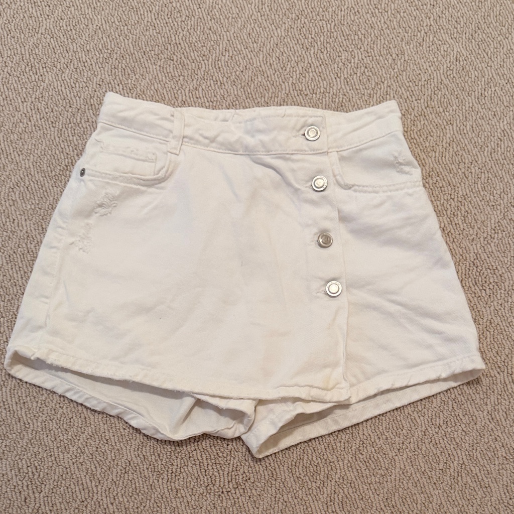 Zara White High-Rise Button Skort